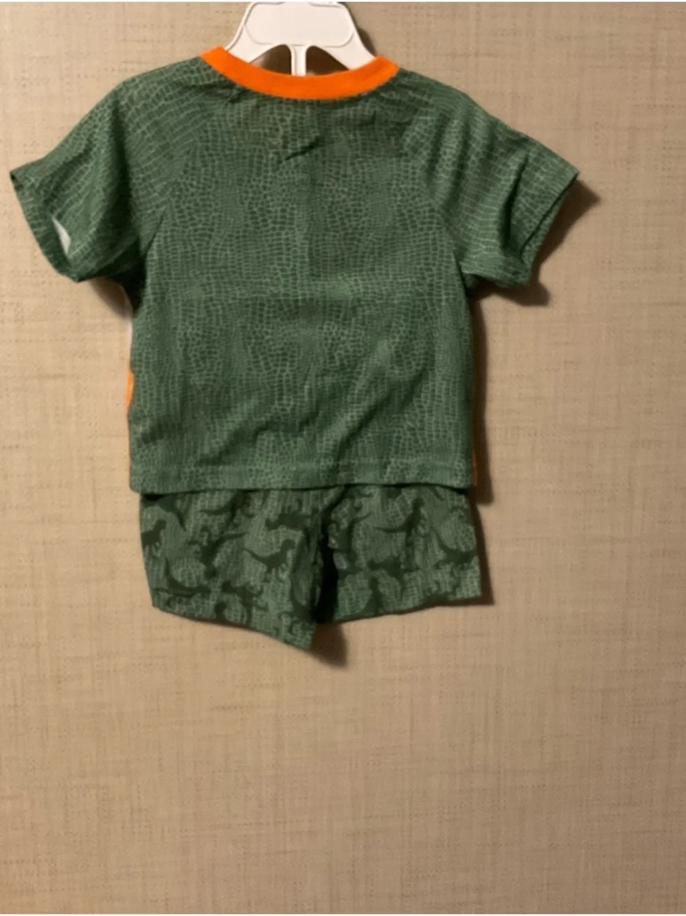 Jurassic World Boys' Green & Orange Dino Pajama Set